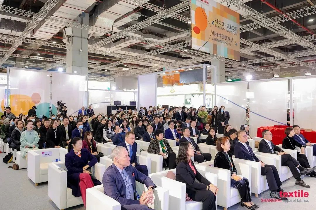 守正創(chuàng)新，走好中國(guó)設(shè)計(jì)進(jìn)階之路!中國(guó)國(guó)際面料設(shè)計(jì)大賽碩果集結(jié)intertextile