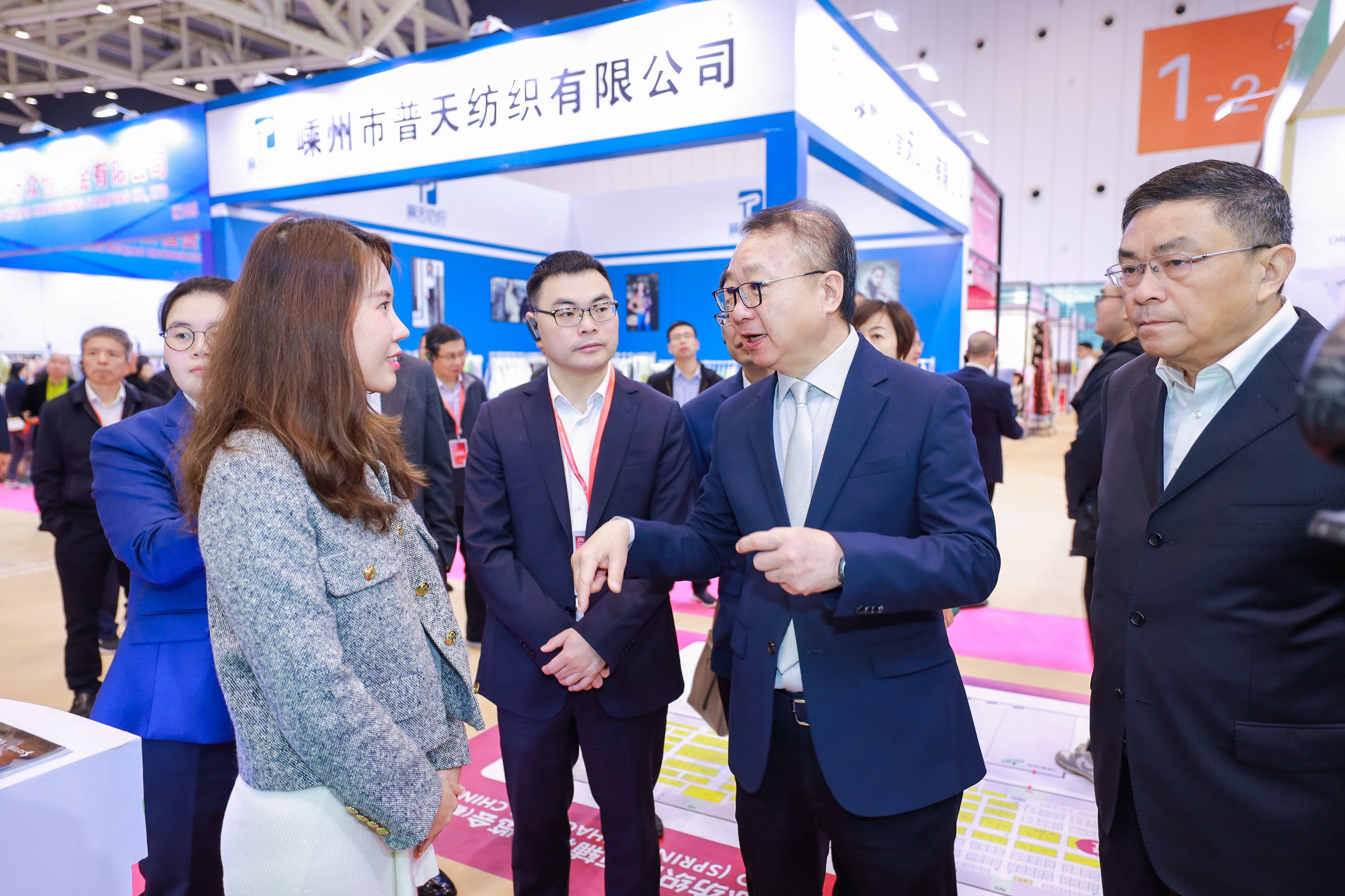 頭部企業(yè)齊聚紡城！共赴柯橋紡博會創(chuàng)新之約