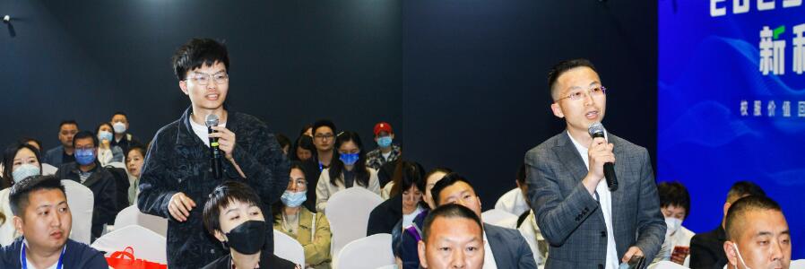 &ldquo;校服價(jià)值回根，引領(lǐng)行業(yè)可持續(xù)健康發(fā)展&rdquo;--2023校服面料新科技創(chuàng)新論壇在滬舉辦