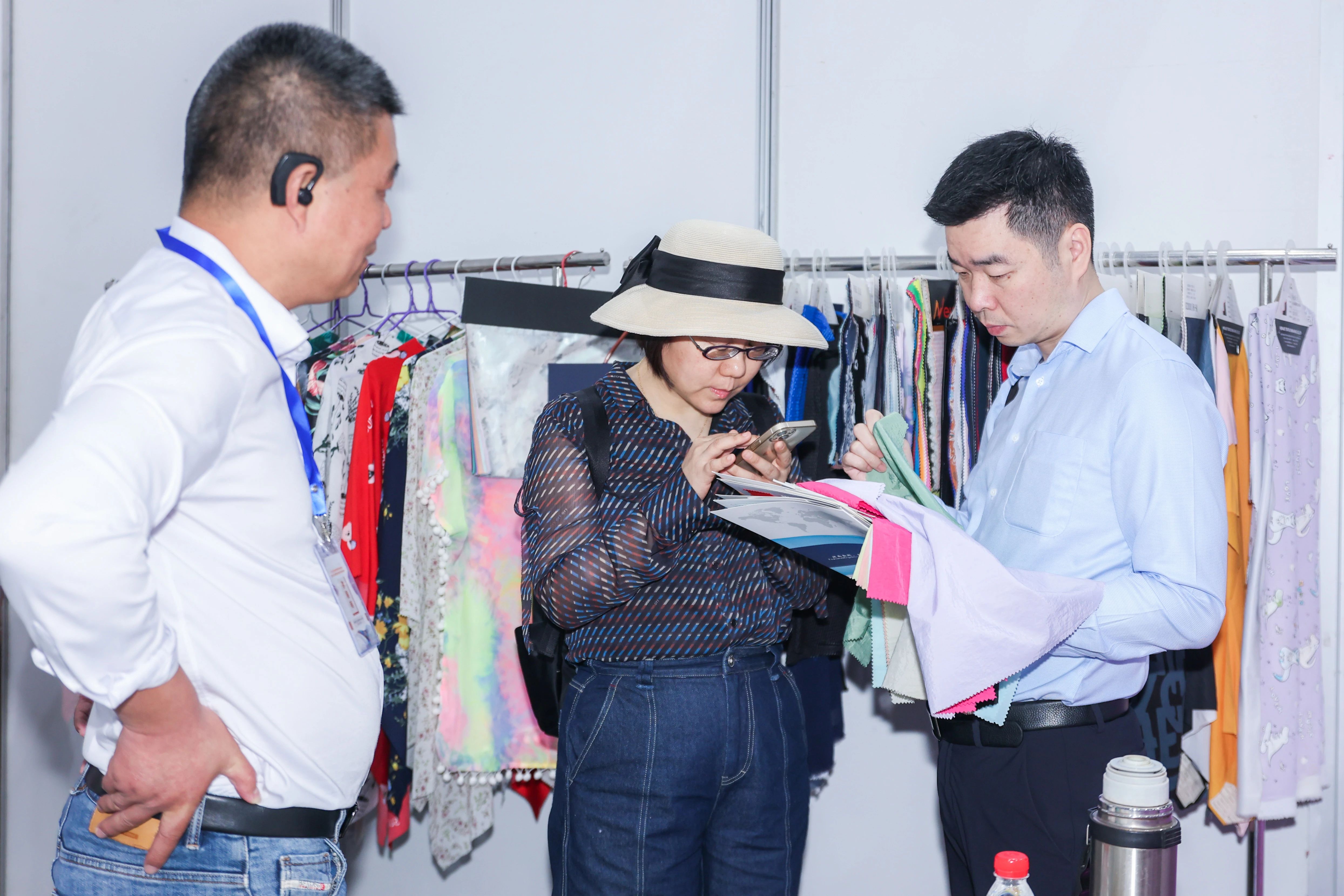 潮起江城，面向未來 | 2023武漢國際紡織面料及輔料博覽會啟幕