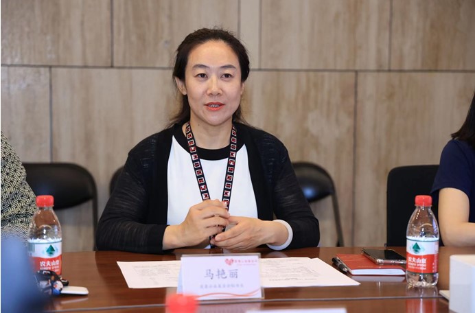 益路攜手 守護(hù)未來 蘭精纖維向愛慕公益基金會(huì)捐贈(zèng)愛心物品