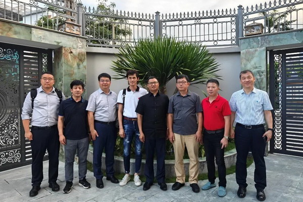  中國紡織進(jìn)出口商會(huì)會(huì)長曹甲昌率會(huì)員企業(yè)赴越南訪問