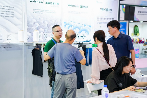 創(chuàng)新而來(lái) 向好而生 第五屆中國(guó)（紹興）紡織新材料展成功舉辦