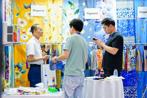 創(chuàng)新而來(lái) 向好而生 第五屆中國(guó)（紹興）紡織新材料展成功舉辦