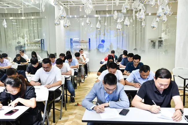 &ldquo;智能制造、標準先行&rdquo; 第一期紡織行業(yè)智能制造能力成熟度培訓(xùn)在紹興柯橋順利結(jié)業(yè)