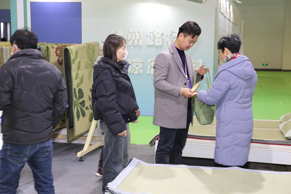 傳承與創(chuàng)新，&ldquo;瑤草&rdquo;家居首次參加夏博會(huì)，倍受追捧