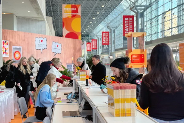 繁花似錦  如期而至 2024中國紡織品服裝貿(mào)易展覽會（紐約）盛大啟幕