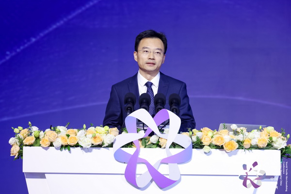 &ldquo;時(shí)尚境界 新質(zhì)未來(lái)&rdquo;--2024第七屆世界布商大會(huì)于柯橋舉行