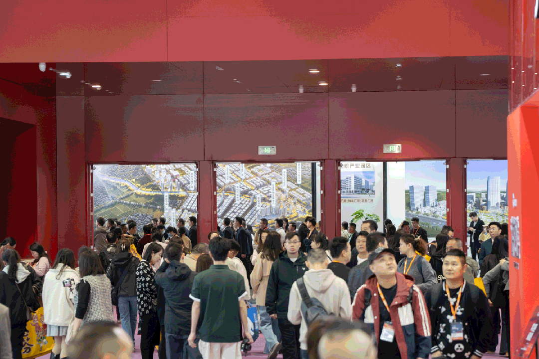 12.1萬專業(yè)觀眾+全網(wǎng)10.1億閱讀量&hellip;第四屆潮汕服博會完美落幕！