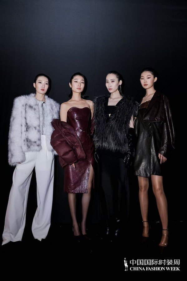 胡瑩瑩的精神內(nèi)核&ldquo;ARTEMIS&middot;自由悅己&rdquo;  設計師品牌Y2FREEDOM秋冬系列北京綻放