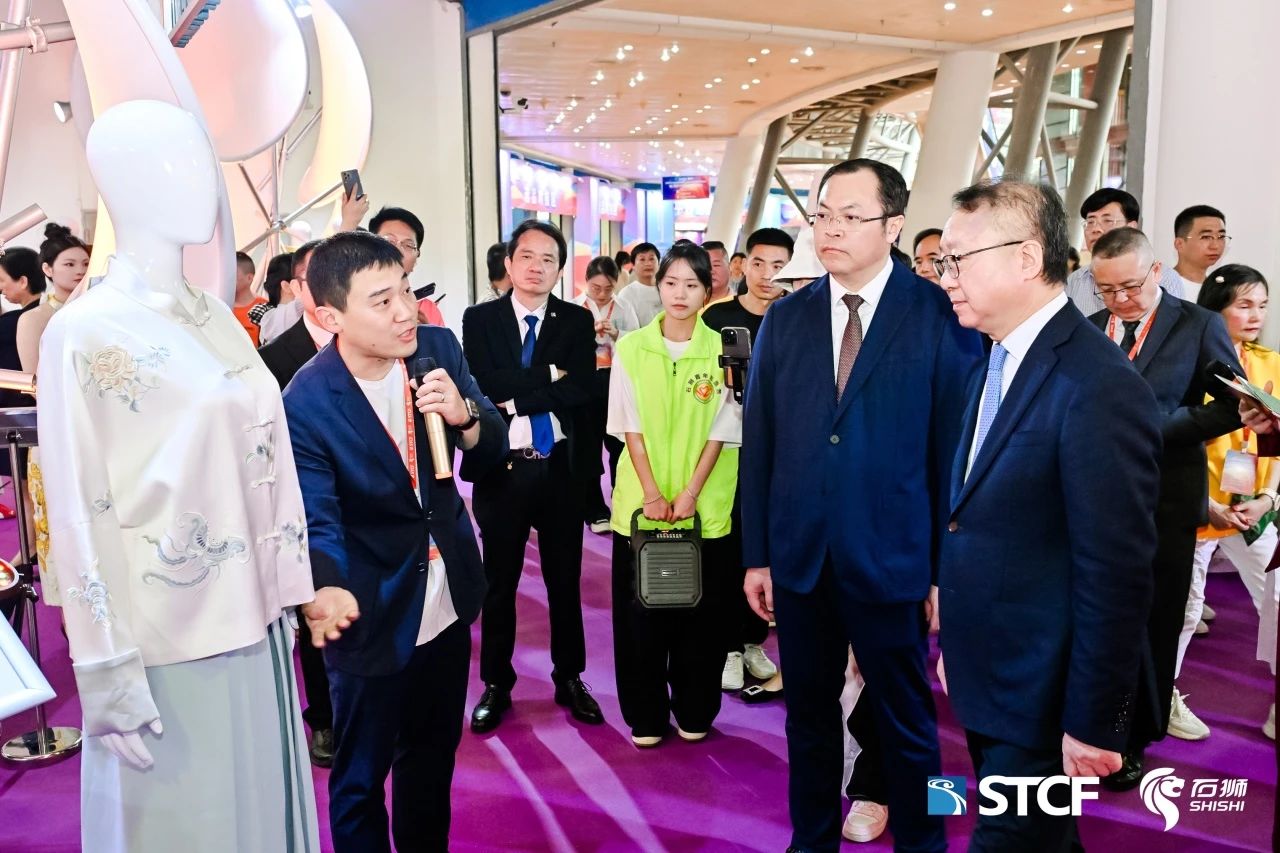 時尚與科技并駕齊驅(qū)！&ldquo;十大類紡織創(chuàng)新產(chǎn)品&rdquo;亮相石獅紡博會