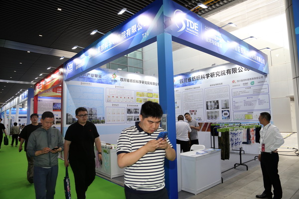 新形勢(shì)、新機(jī)遇，2025柯橋春季國(guó)際紡博會(huì)拉開帷幕，全方位展示中國(guó)紡織發(fā)展的強(qiáng)韌