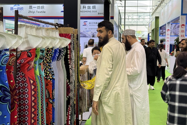 新形勢(shì)、新機(jī)遇，2025柯橋春季國(guó)際紡博會(huì)拉開帷幕，全方位展示中國(guó)紡織發(fā)展的強(qiáng)韌