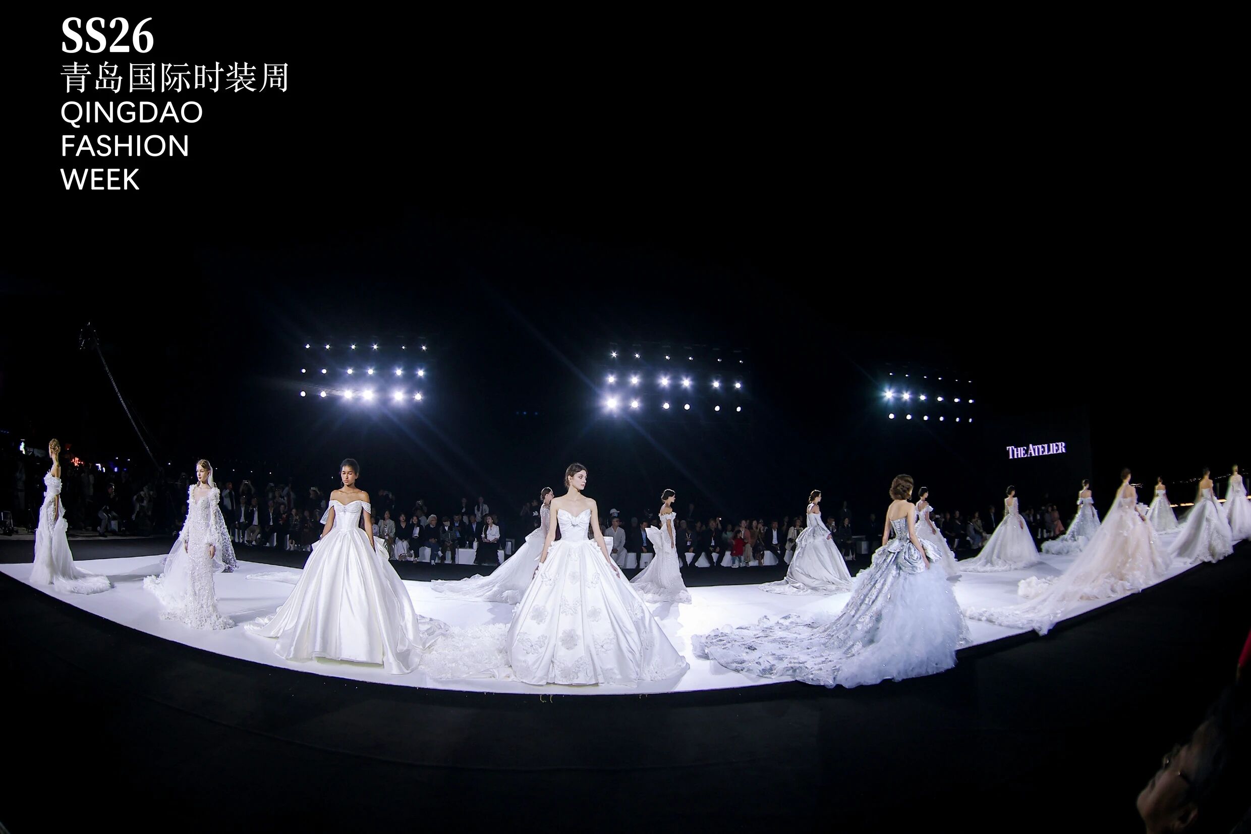 潮涌浮山灣畔 時(shí)尚綺夢啟航--2025中國（青島）國際時(shí)裝周盛大啟幕！