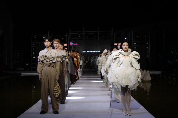 &ldquo;華秀&rdquo;璀璨，紡織谷變身老城區(qū)時尚秀場