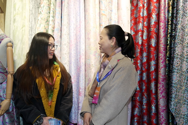  教授老總與金獎(jiǎng)設(shè)計(jì)師老總的美麗邂逅，將會(huì)為時(shí)尚界帶來怎樣的驚喜？