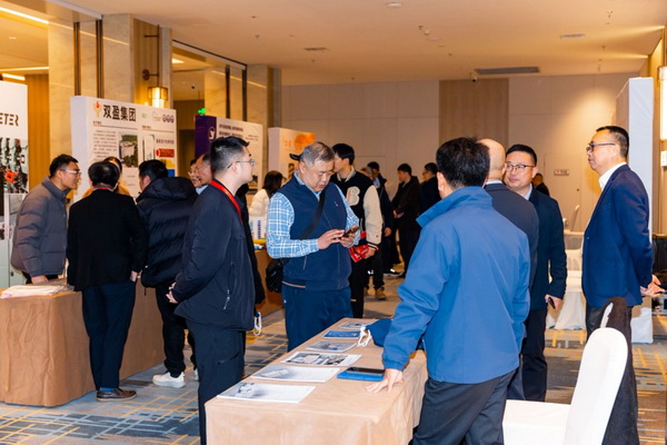 【凝聚共識(shí)，智創(chuàng)未來(lái)】2025年噴氣渦流紡產(chǎn)業(yè)發(fā)展大會(huì)暨中棉行協(xié)噴氣渦流紡行業(yè)分會(huì)年會(huì)在射陽(yáng)圓滿落幕