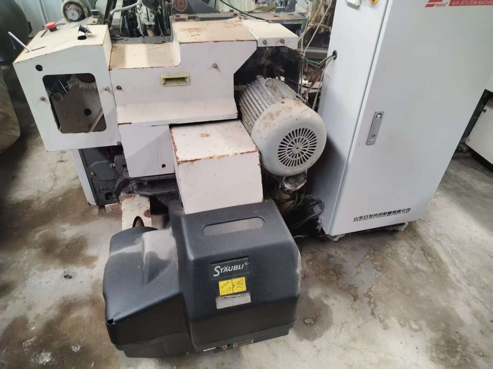 日發(fā)RFJA20噴氣織機(jī)