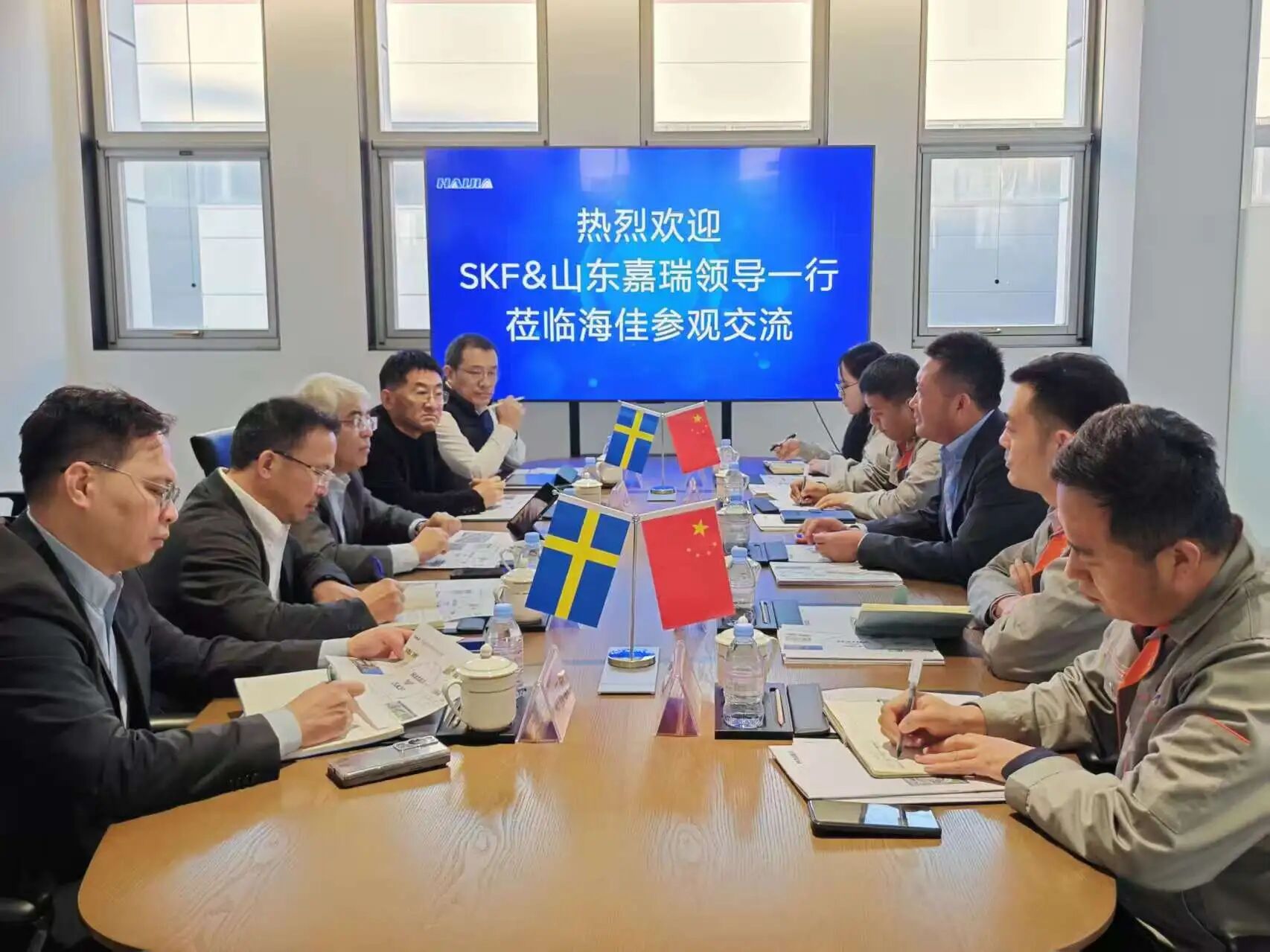 斯凱孚與海佳機(jī)械集團(tuán)達(dá)成戰(zhàn)略合作，共織紡機(jī)未來(lái)