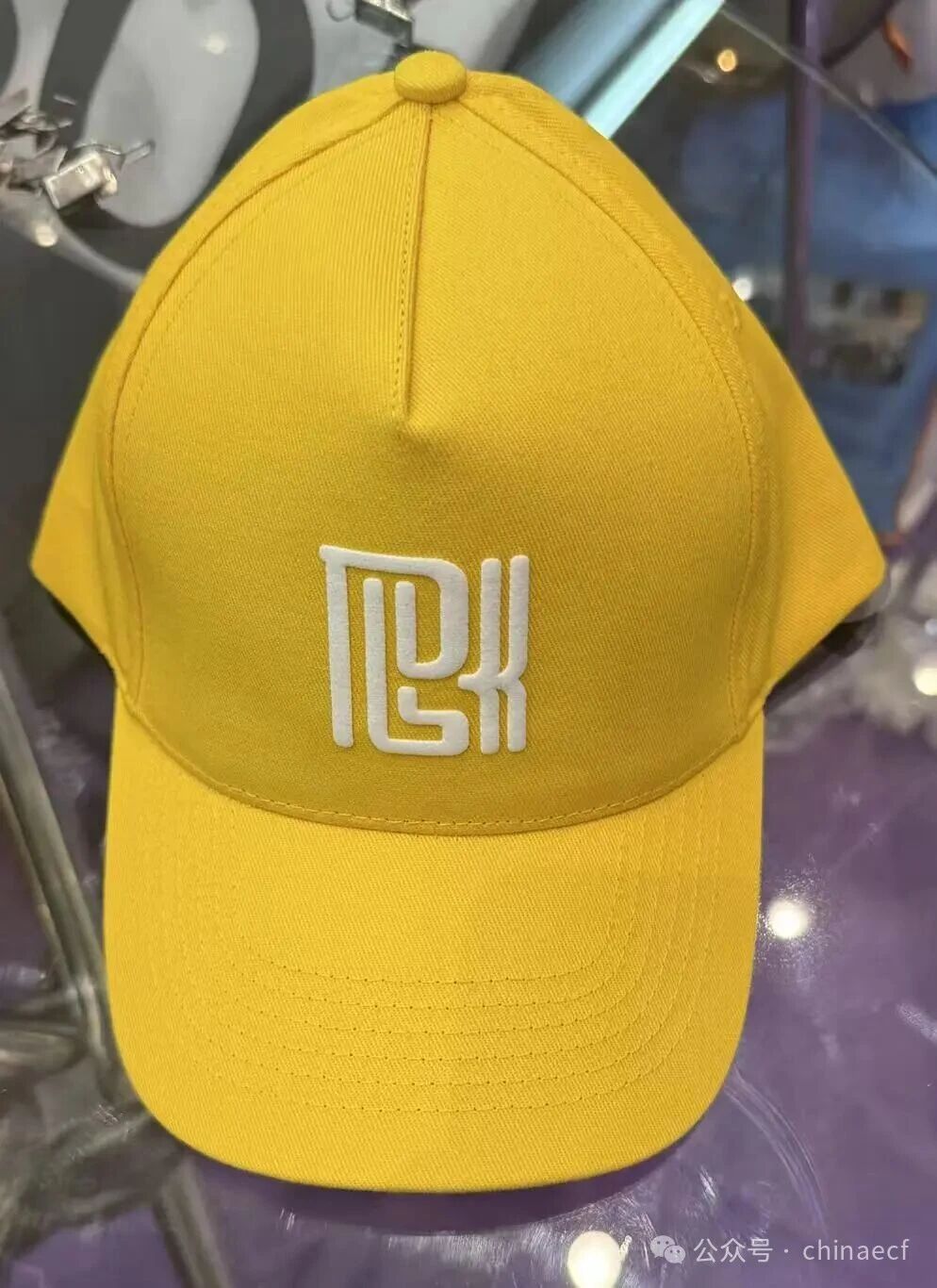 從材料革新到體驗重塑，中國服裝&ldquo;趕海人&rdquo;闖出時尚新航道