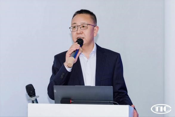 破解數(shù)字化管理難題！紡織數(shù)智轉(zhuǎn)型研討會在柯橋舉辦